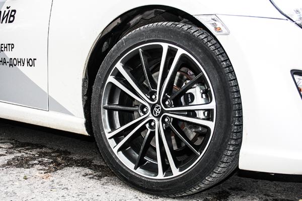 Need for drift: тестируем спорткар Toyota GT86